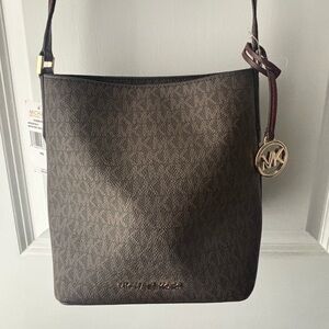 Michael Kors Kimberly Signature Leather Small Crossbody Bucket Bag